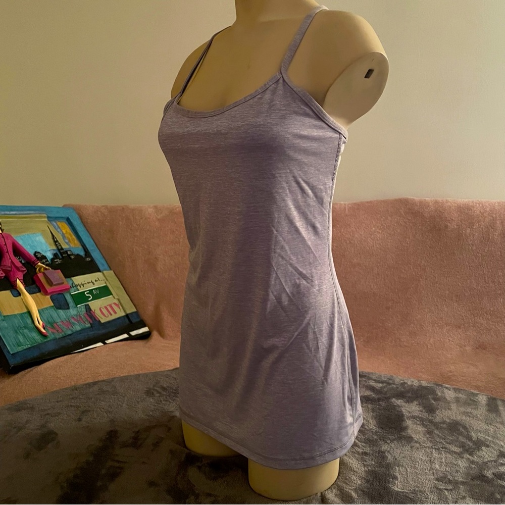 Lululemon tank top with built in bra. 2/$25